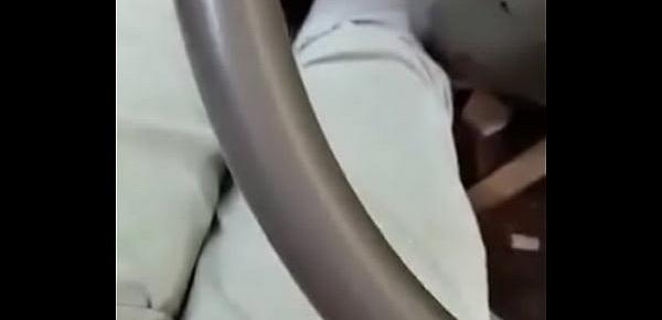  Mi ex me manda vídeo por Whatsapp tocándose en su camión